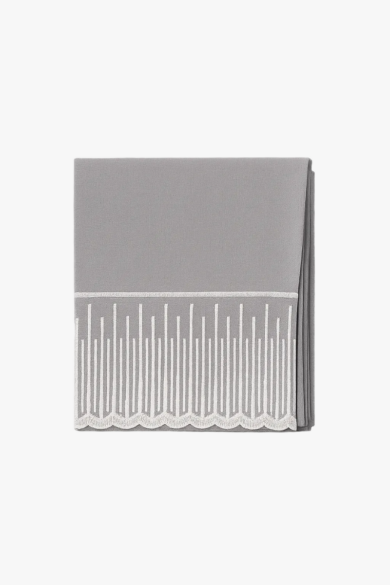 Nappe dentelle style francais motif pluie etoiles decoration