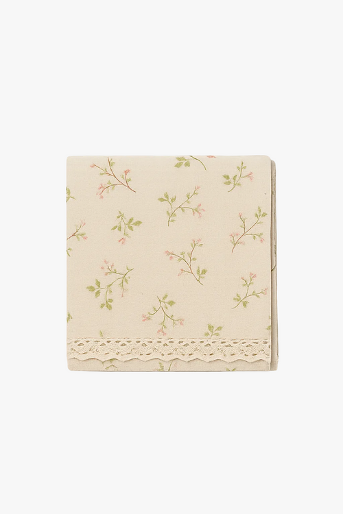 Nappe style champêtre à pompons dentelle motif marguerite