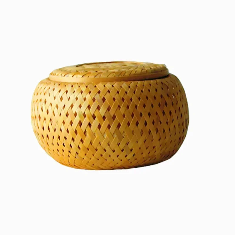 panier en rotin tissé à la main pour rangement et décoration