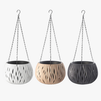 panier suspendu avec pots et arrosage automatique pour plantes