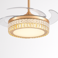 plafonnier en cristal avec lumière et télécommande design élégant