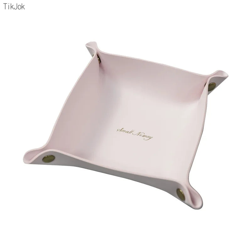 plateau-de-rangement-pour-bijoux-colliers-et-accessoires-5.png