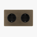 prise-lectrique-double-europe-en-acier-gris-vieilli-bords-arrondis-0.png