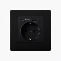 Prise électrique et double USB et USB type C (Europe) en acier noir mat bords arrondis
