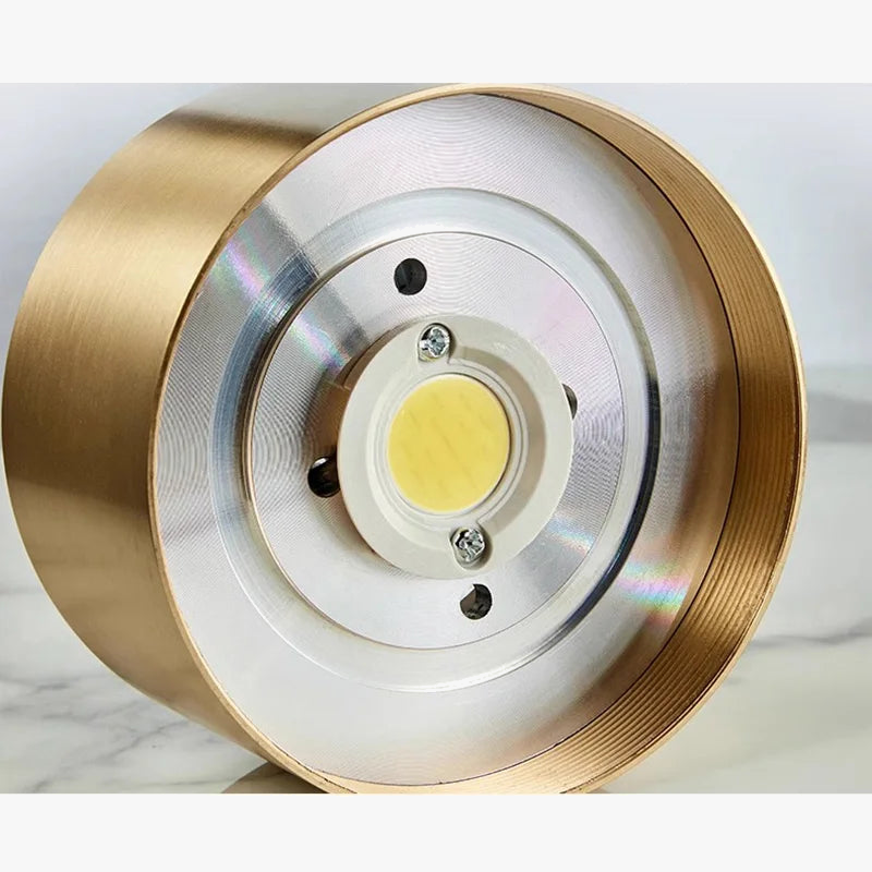 spots-nordiques-en-cuivre-led-de-luxe-circulaires-4.png