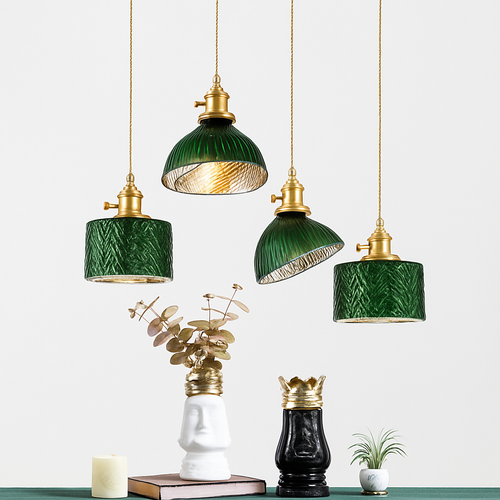 Suspension design en verre vert minimaliste japonais