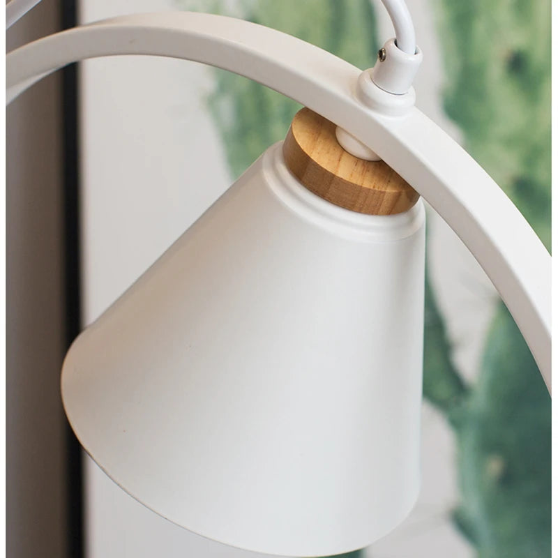 suspension-moderne-en-r-sine-avec-d-coration-de-poup-e-4.png