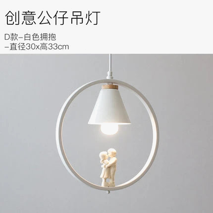 suspension-moderne-en-r-sine-avec-d-coration-de-poup-e-7.png