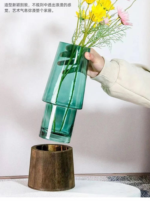 vase-en-verre-transparent-design-nordique-d-coration-chic-et-pur-e-2.png