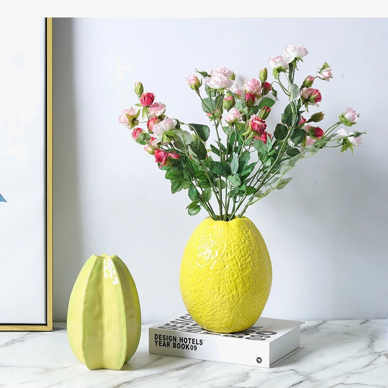 vase à fruits en céramique pour décoration avec fleurs sèches