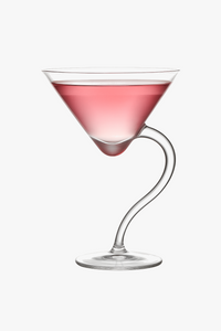 Verres martini incurvés design créatif pour bar maison
