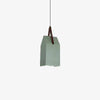 Suspension design en forme de maison de couleur