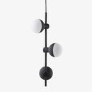 Suspension moderne à LED en métal noir avec trois boules en verre Chandelier