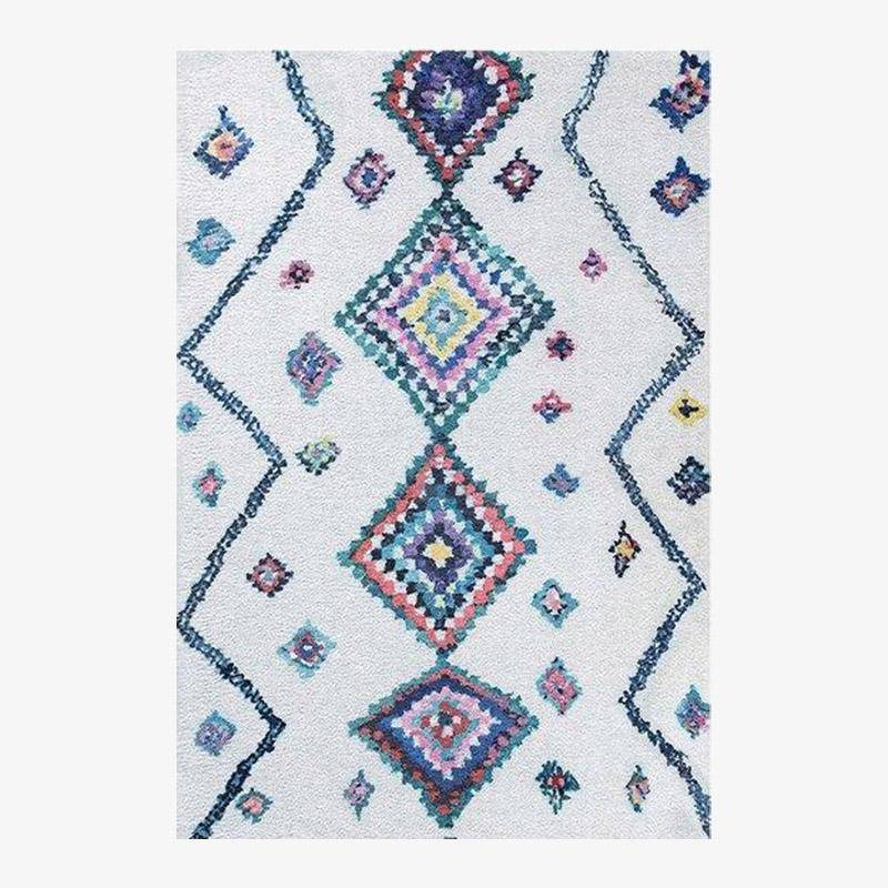 Rectangular carpet with geometric shapes, Piquio B style