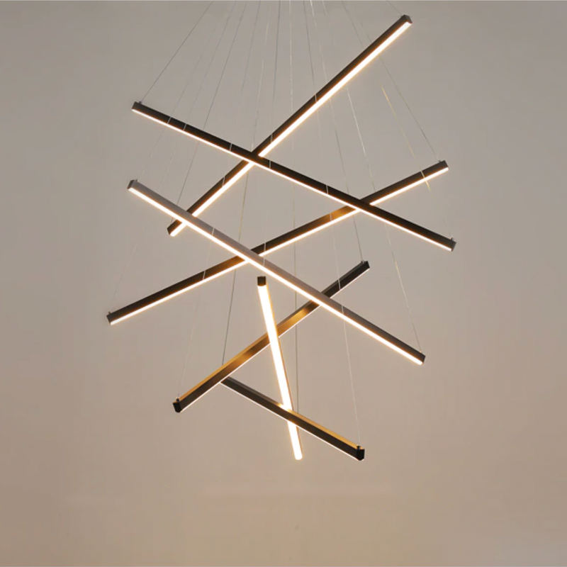 Lustre design LED avec baguettes métalliques lumineuses Solana