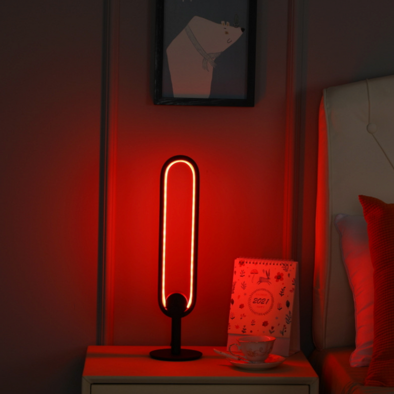 Hevenly industrial minimalist metal LED table lamp