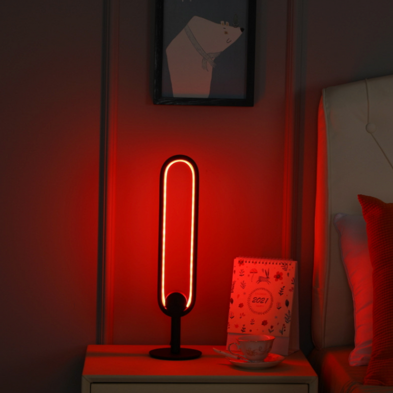 Lámpara de sobremesa LED de metal minimalista Hevenly