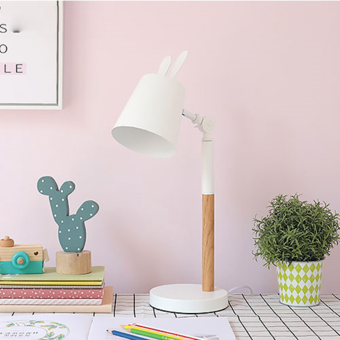 Lampe de bureau ou chevet colorée à oreilles de lapin Rabbit - vue 4 sur 9