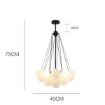 Lustre design avec multiples boules en verre Triz