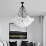 Lustre design avec multiples boules en verre Triz