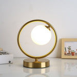 Lampe à poser design LED en métal doré Nuria
