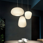 Suspension design LED en verre blanc laiteux Caligari