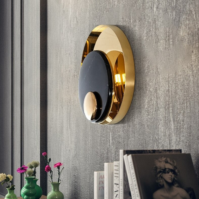 Applique murale design LED en marbre et laiton doré luxury