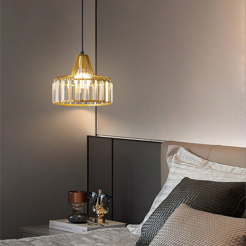 Suspension design avec abat-jour en verre ambré Cloarec