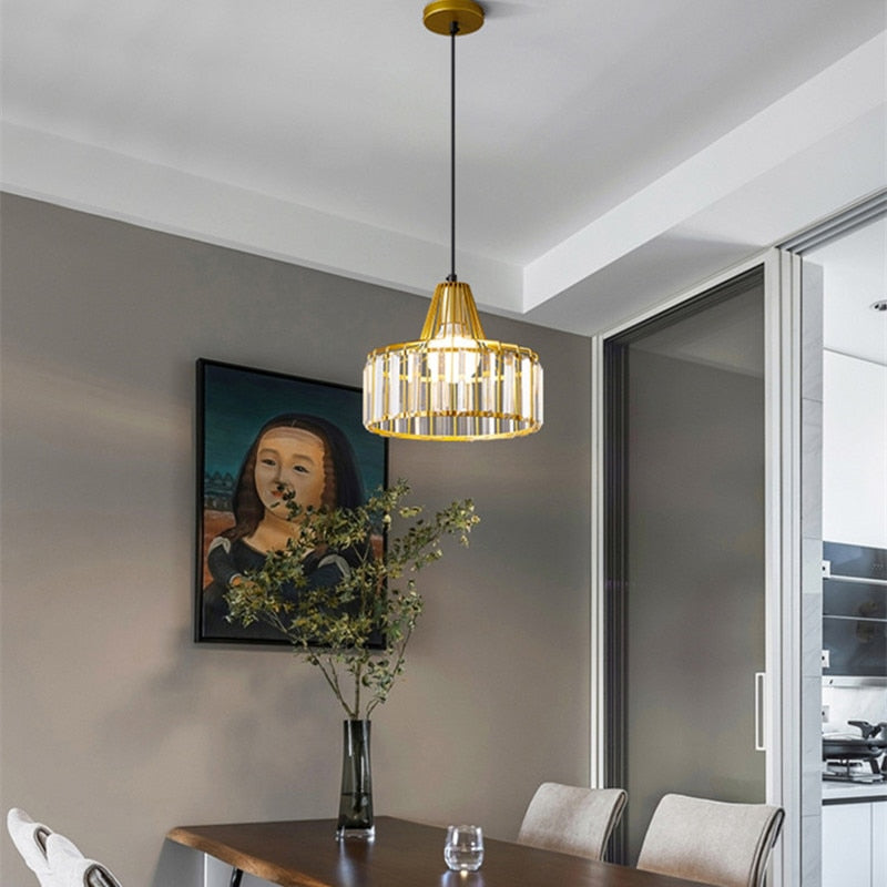 Suspension design avec abat-jour en verre ambré Cloarec