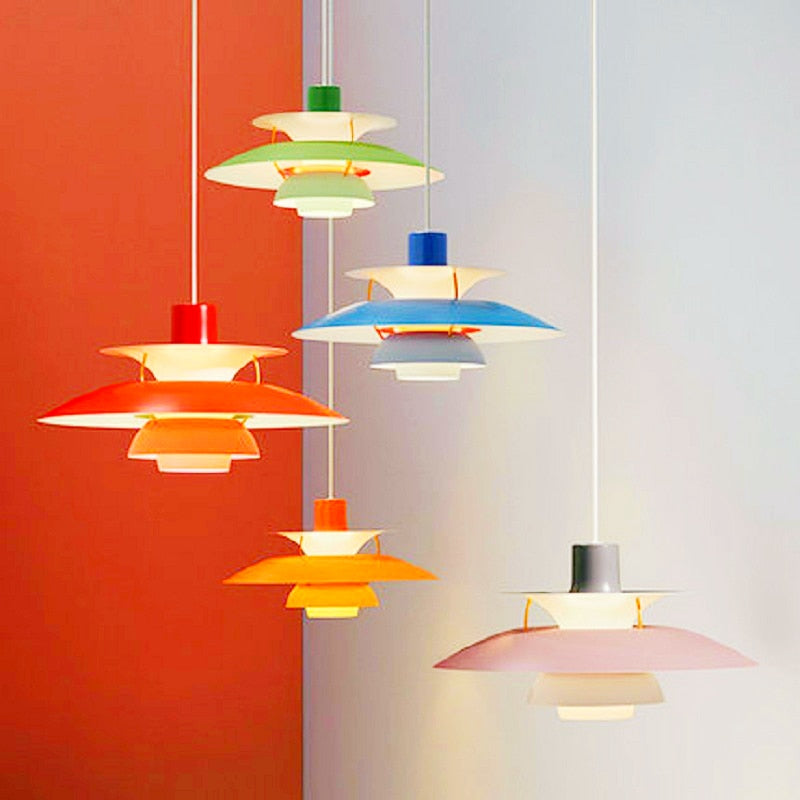 Suspension industrielle LED colorée en métal Barnaby