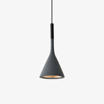 Suspension design cône en résine Nordic