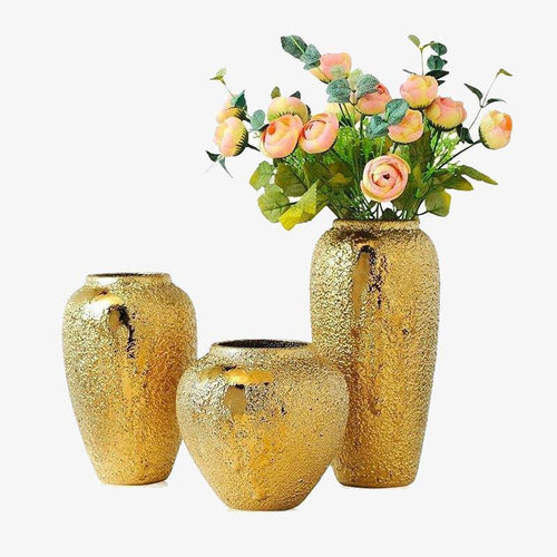 Vase design en céramique dorée style Luxury - vue 2 sur 7