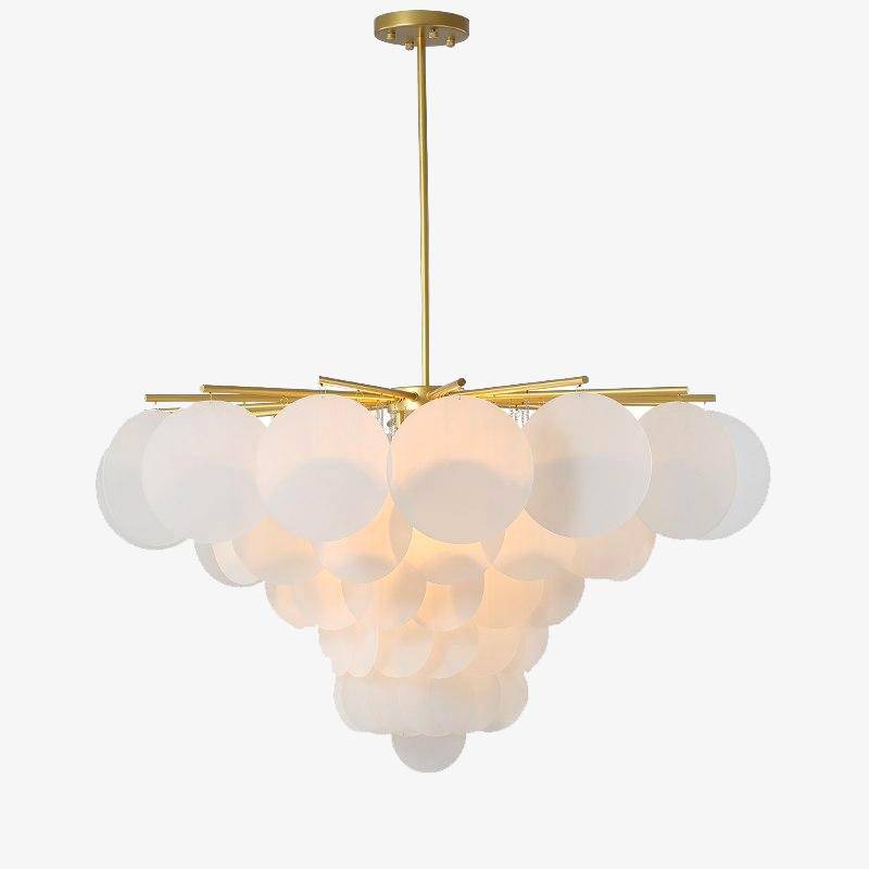 Lustre design avec branches dorées et boules en verre