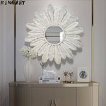Miroir mural rond avec plumes blanches Decoration