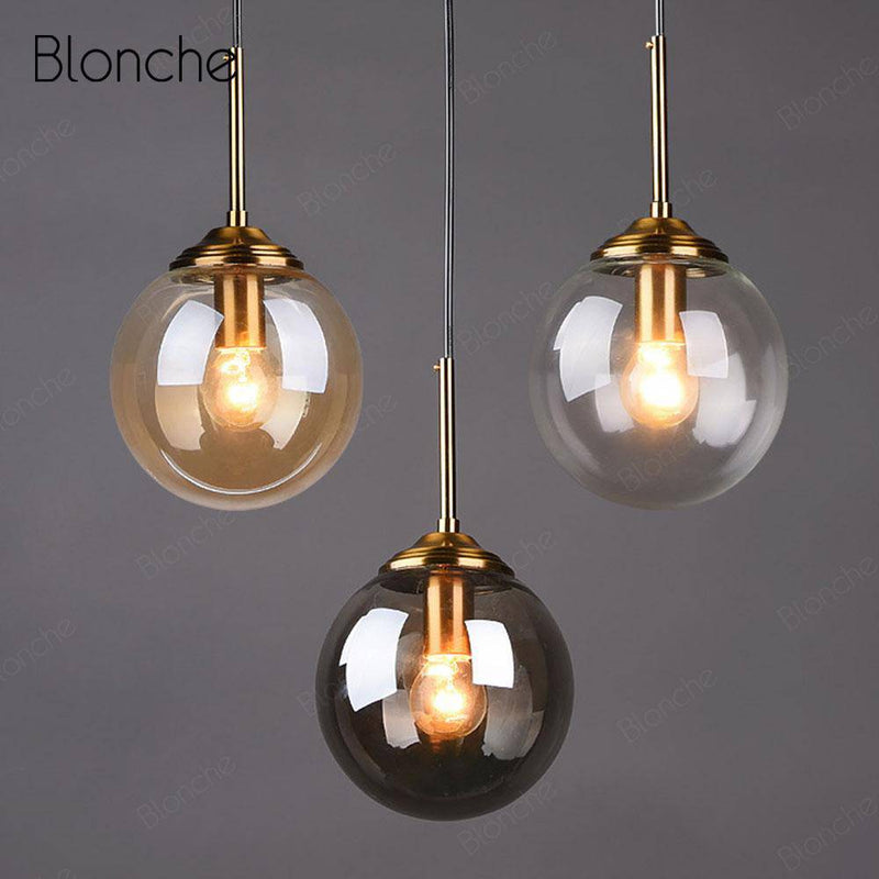 Suspension design boule en verre fumé Hang