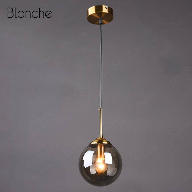 Suspension design boule en verre fumé Hang