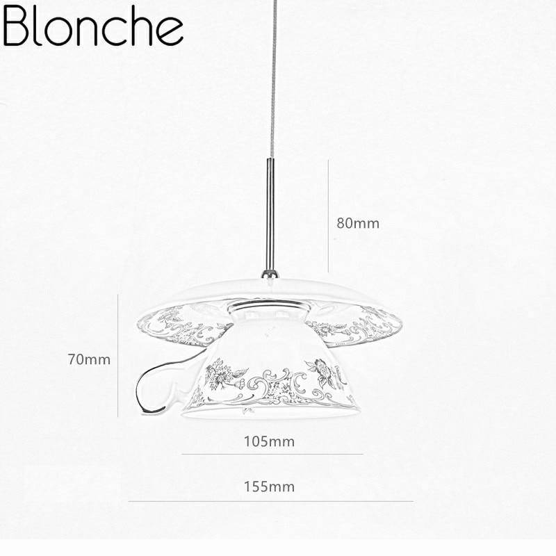 Suspension LED tasse en céramique avec détails fleuris