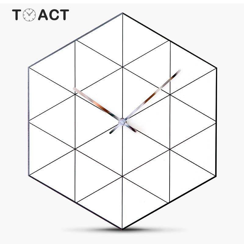 Horloge murale design hexagonale avec triangles Personality