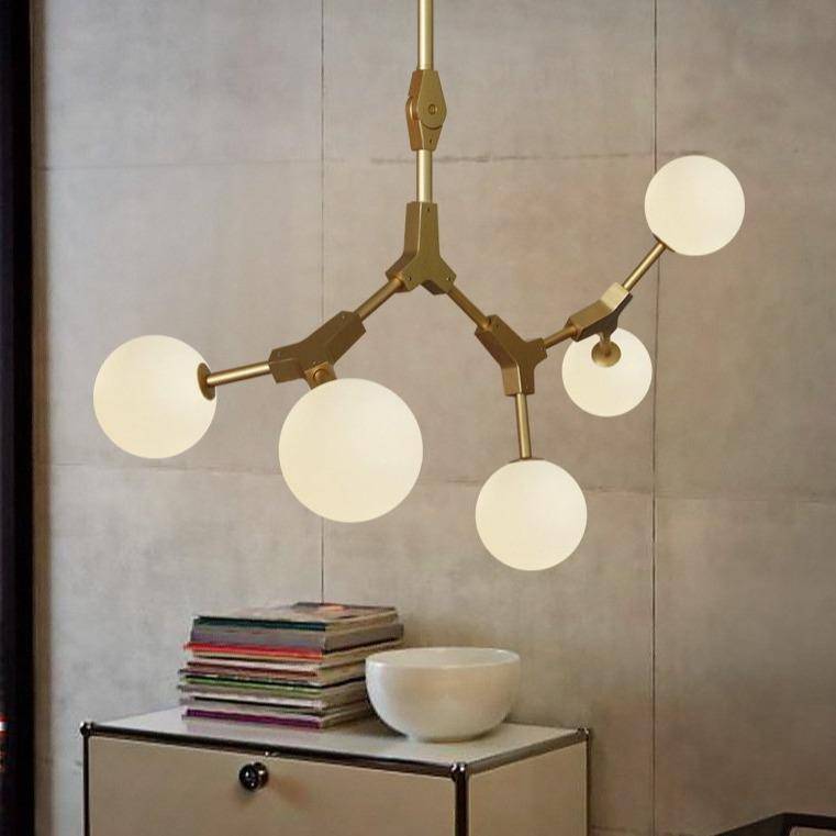 Suspension design à LED en métal doré et boules en verre Loft - vue 4 sur 12