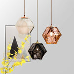 Suspension design diamant coloré en verre cristal