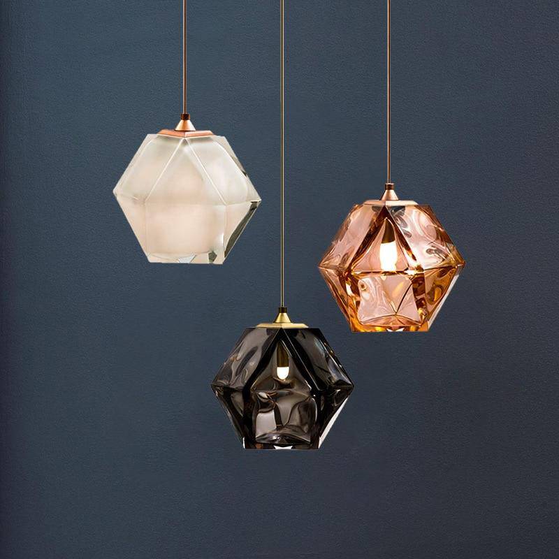 Suspension design diamant coloré en verre cristal