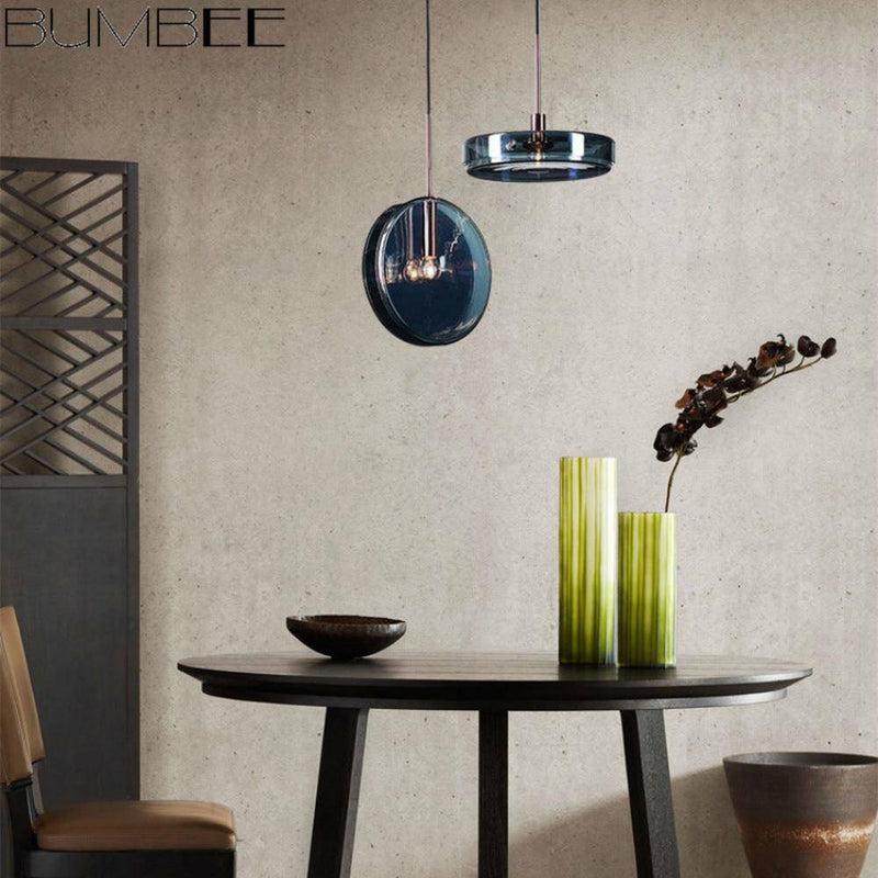 Suspension design ronde en verre bleue Dining