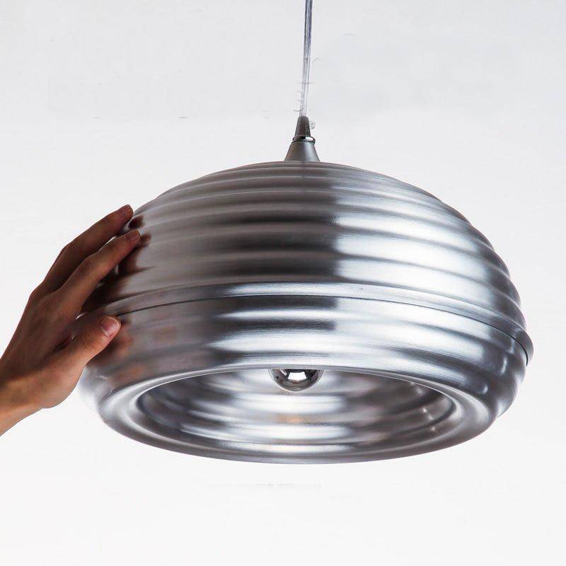 Suspension design chromée en aluminium à LED
