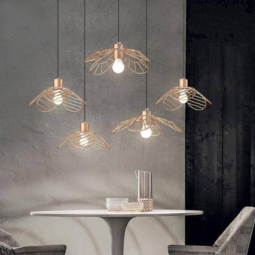 Lámpara de suspensión design con esqueletos de flores metálicas con LED