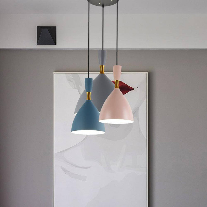 Suspension design colorée de formes conique Restaurant