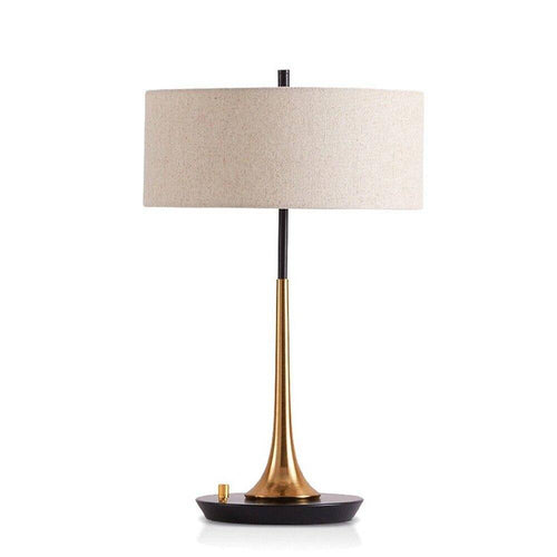 Moderna lámpara de mesa dorada con pantalla de tela