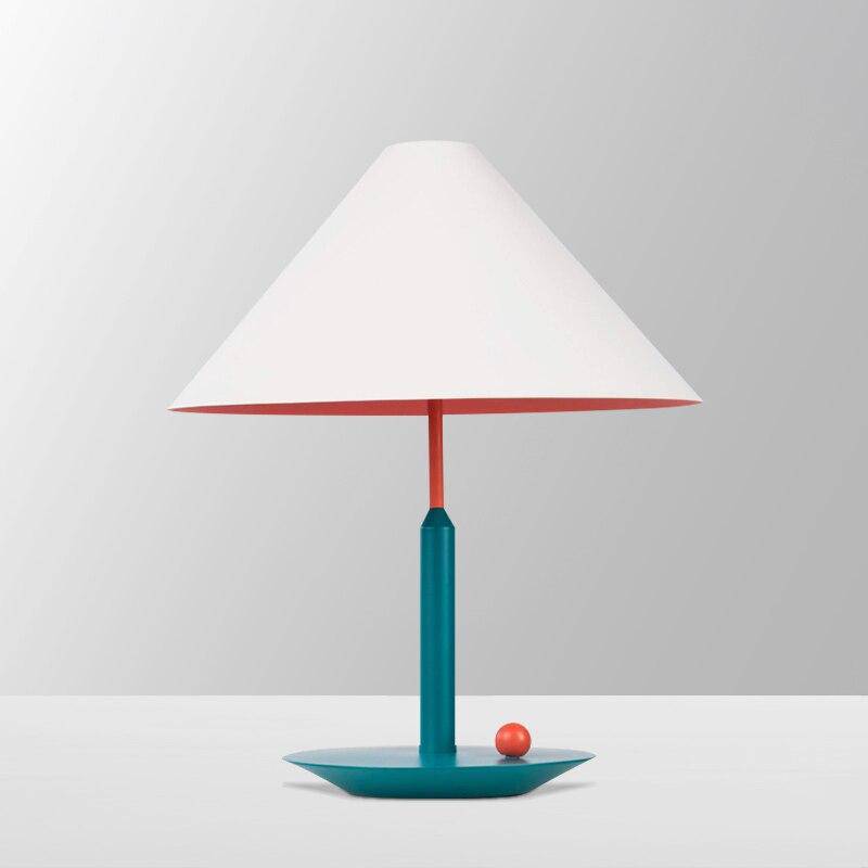 Modern LED table lamp with lampshade conical white