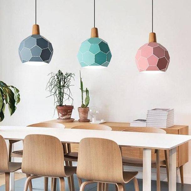 Suspension design à LED en métal coloré style scandinave