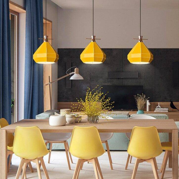 Suspension design LED en métal coloré style scandinave