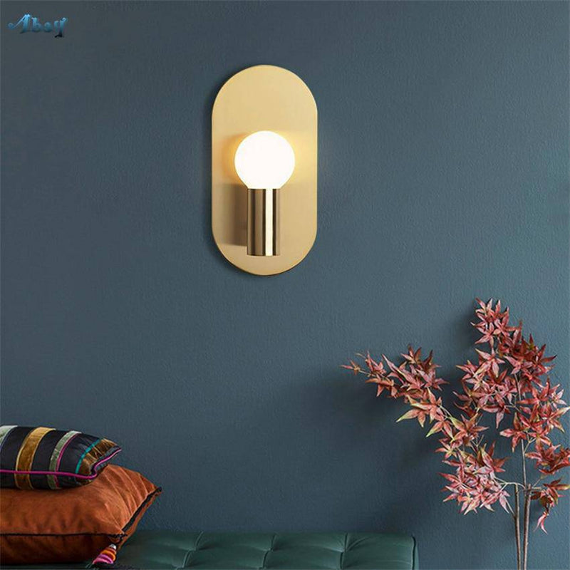 Applique murale design LED en métal arrondi doré Sconce